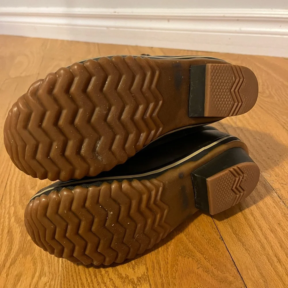 Sorel Duck Boots - Picture 4 of 5